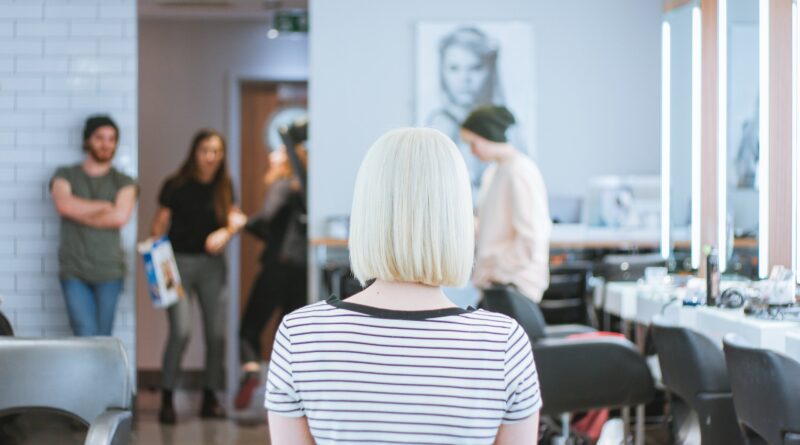 35 Trendy Curtain Bangs That Will Make You Look Like A Celebrity